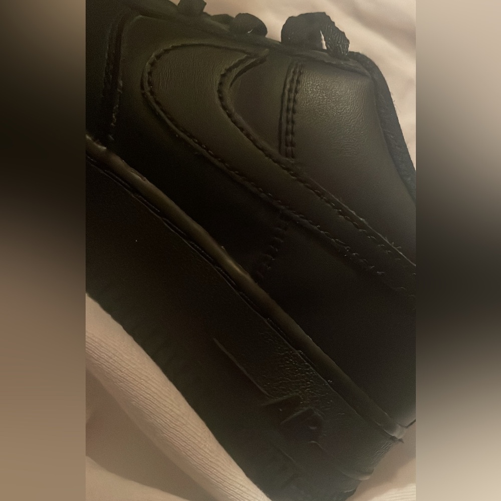 Black Airforce 1s
